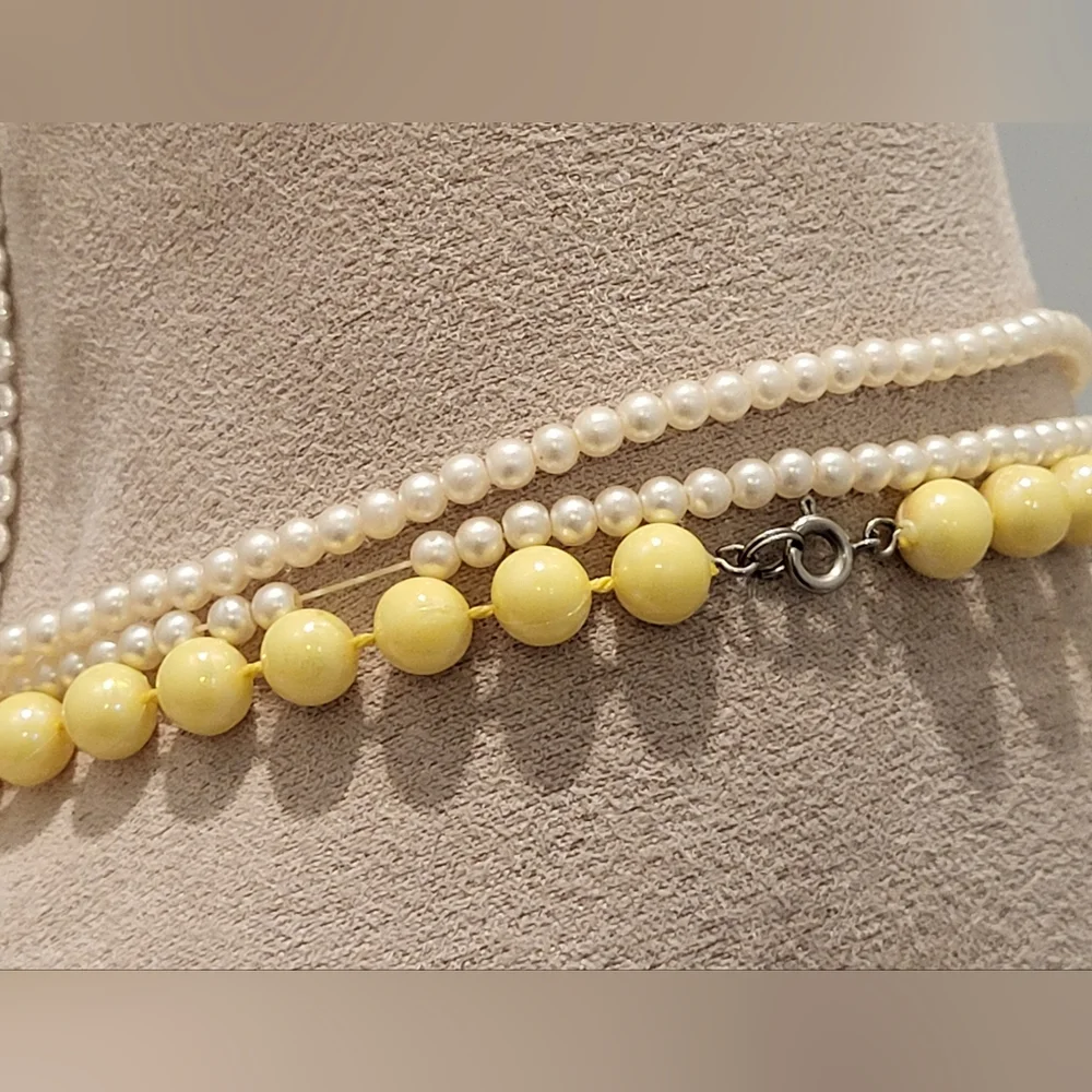 Vintage necklaces (Two) - Picture 6 of 7